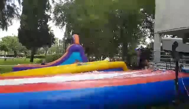 מתנפחי המים שלנו