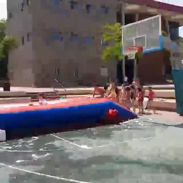 מתנפח קצף 10 מטר ומתנפח מגלשה סלייד