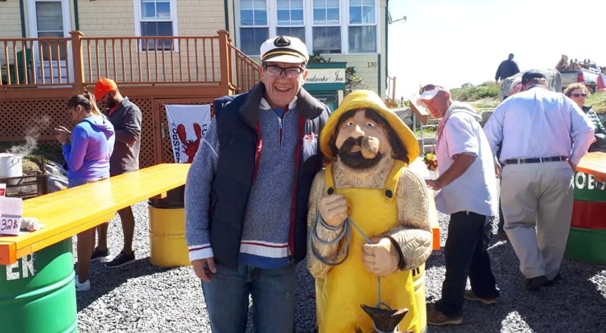 SHORTY IS MISSING AND PEGGYS COVE TOURISM OPERATOR WANTS HIM BACK