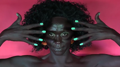 Pista a quebrar barreiras em "A tal tropical"