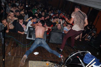 The Parkinsons editam disco produzido por Jim Reid