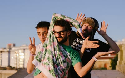 Pontiaq traz a editora ao mercado da ribeira, de uma ponta à outra