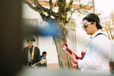 Pista, The Act Ups, Panado e Postcards From Wonderland no Barreiro