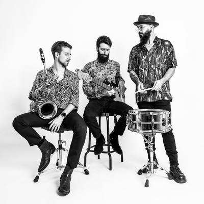 Glass Eyed Momma editam disco de estreia