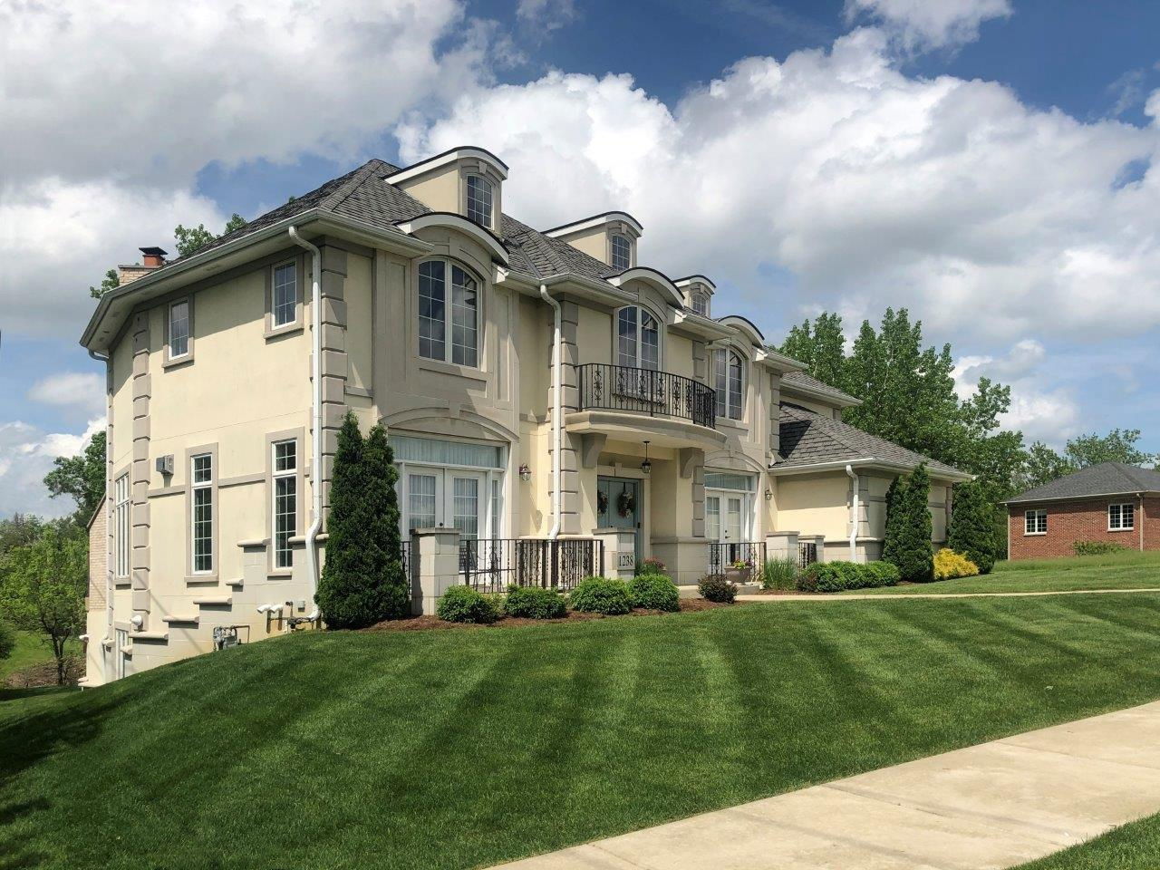 Private Chateau - Illinois