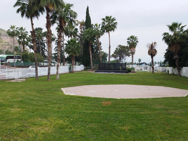 לייק האוס כנרת