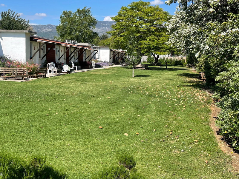 מלון מטיילים ארץ דפנה