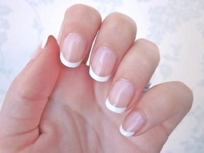 MANICURA FRANCESA EN CÓRDOBA