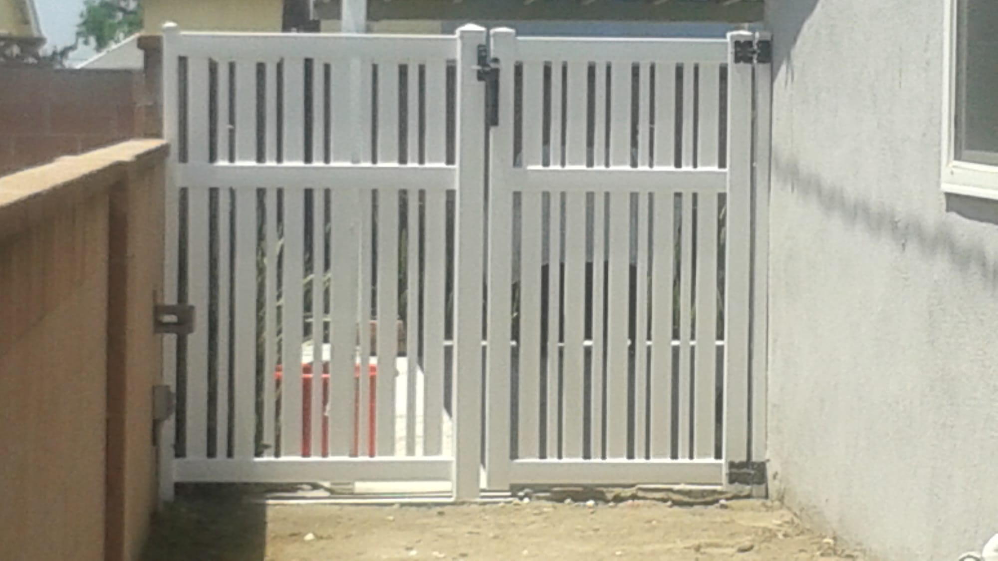 PICKET RV GATE