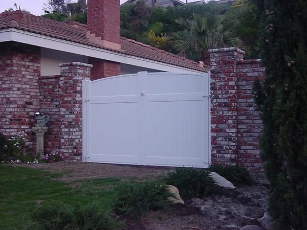 Picket Rv Gate Vinyl RV Gates - Custom RV gate systems are our forte. When you invest ...