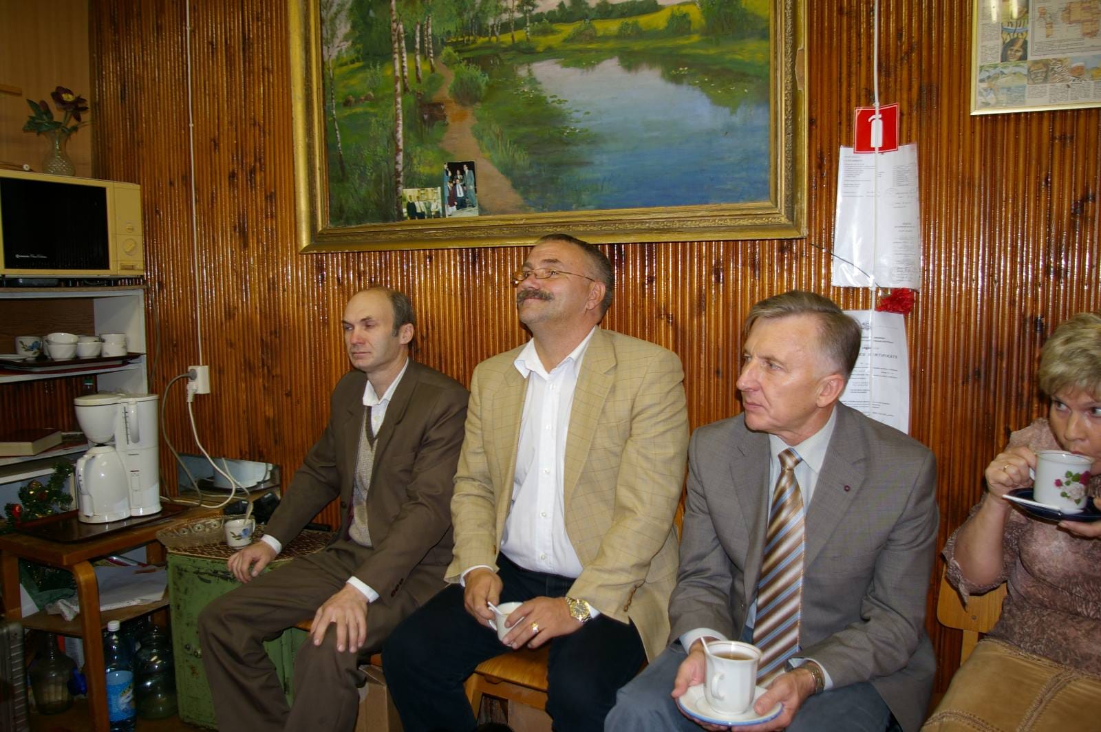 Церковные служения, общение, обеды