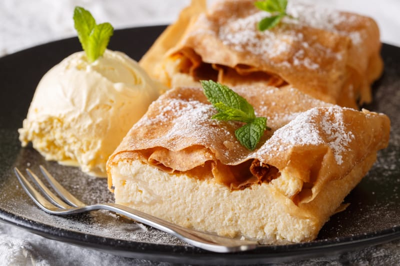 Topfenstrudel