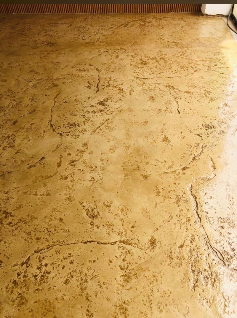 الخرسانة المختمة للأرضيات