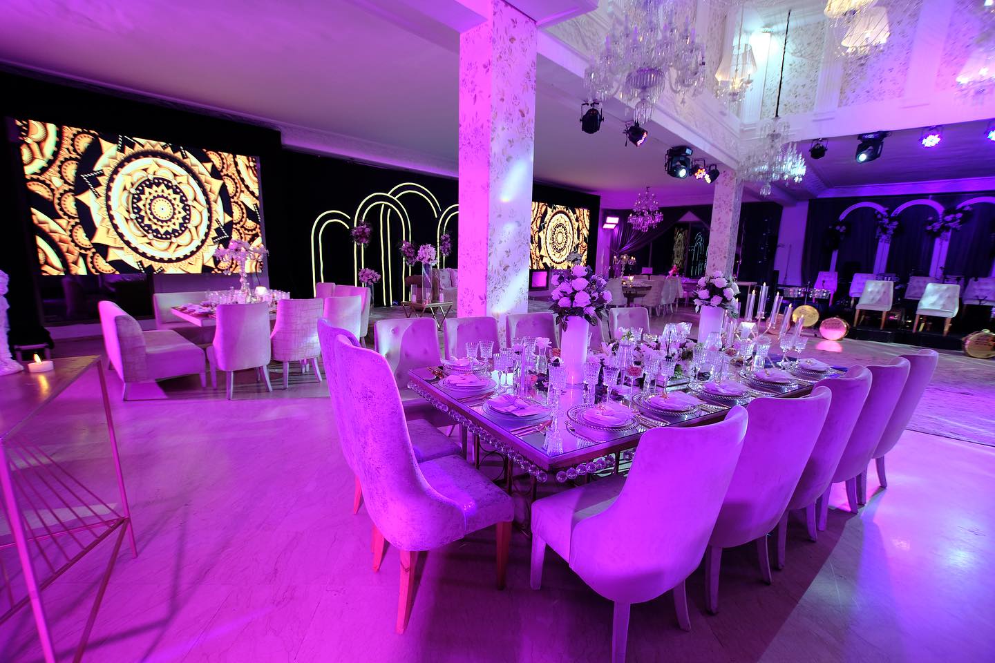 VOS STRUCTURES SUR MESURE