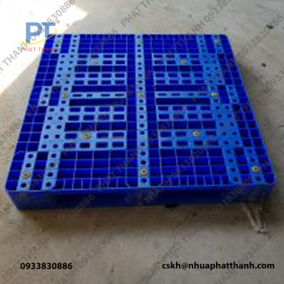Khám phá Pallet Nhựa: Tiêu chuẩn và Chất liệu