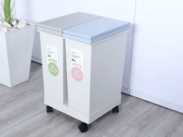 Hướng dẫn cách sử dụng thùng rác 2 ngăn gia đình phân loại rác tại nhà