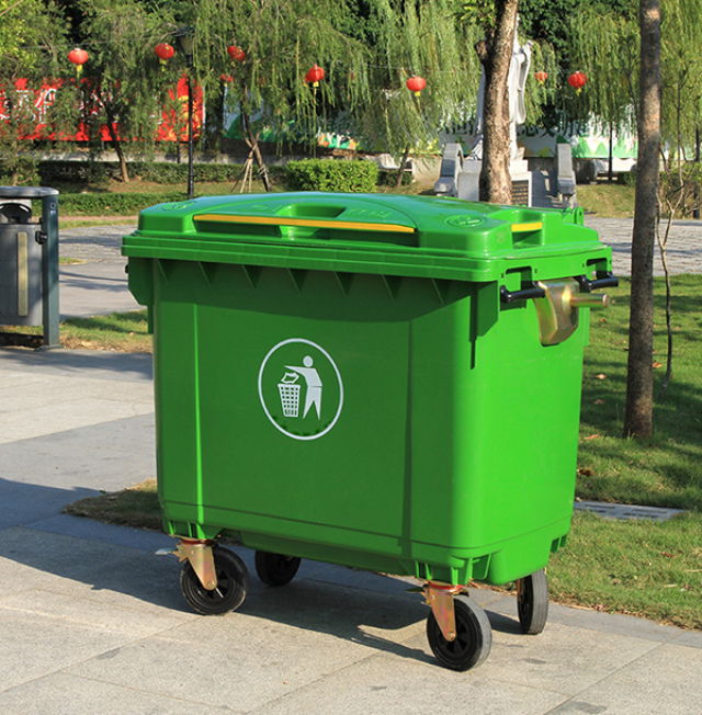 Mẫu thùng rác nhựa lớn giá thành tốt phục vụ chất lượng cao