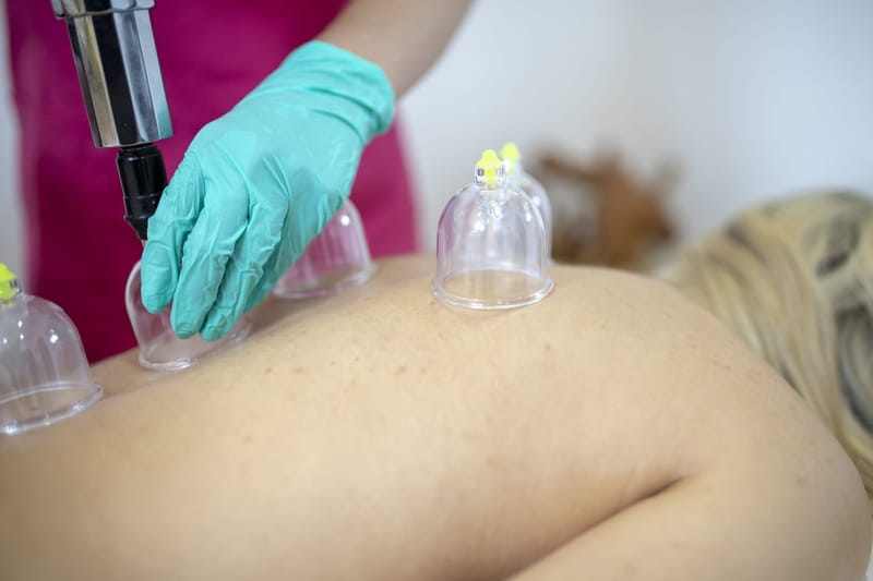 مساج كاسات الهواء