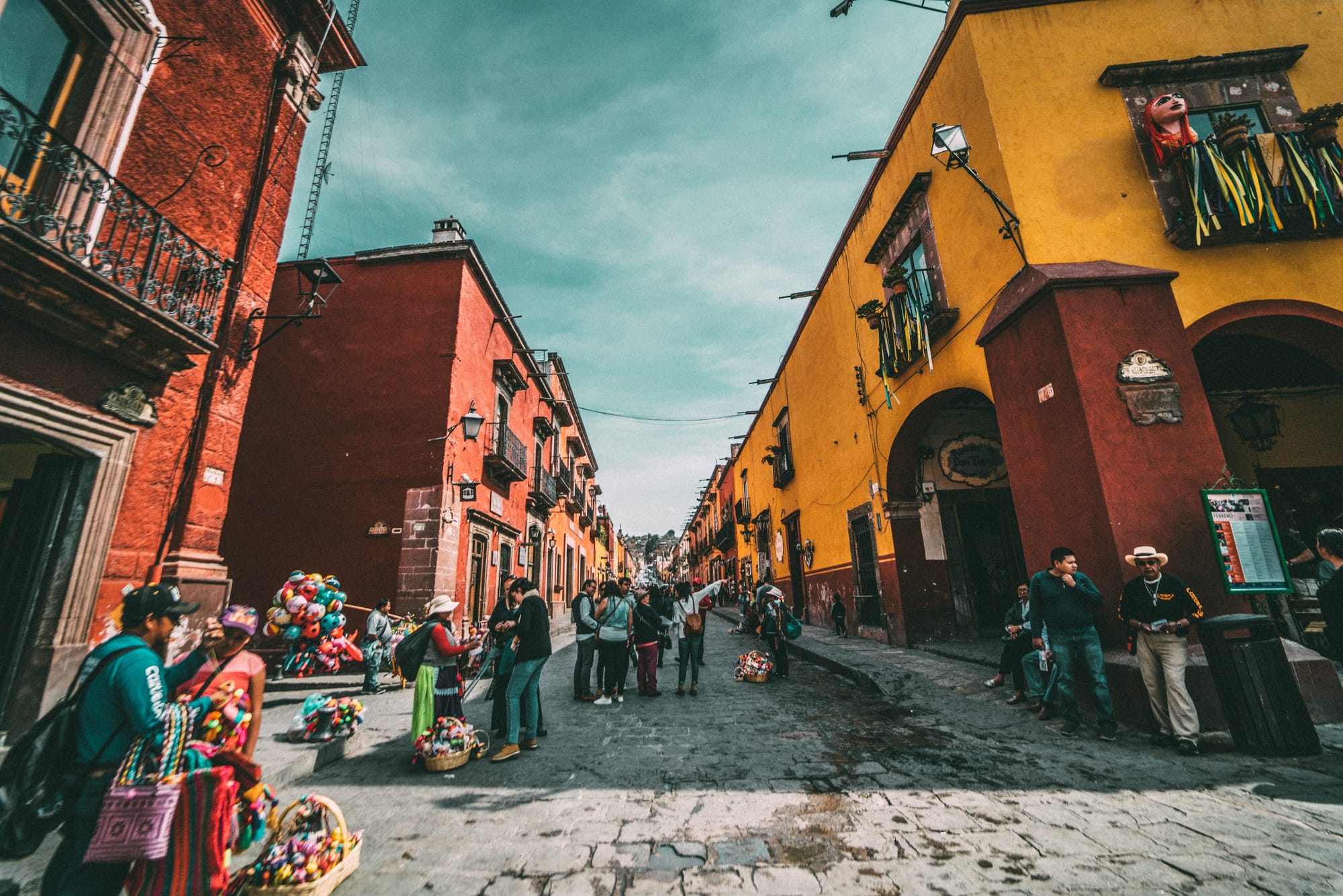 El Romanticismo y Realismo Latinoamericano