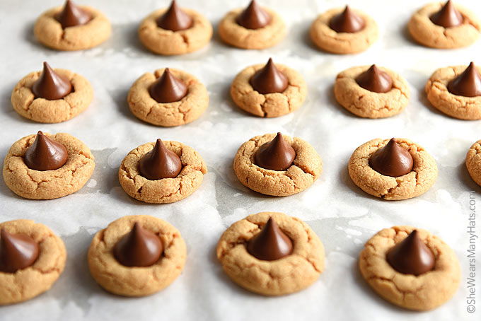 Easy Peanut Butter Blossoms