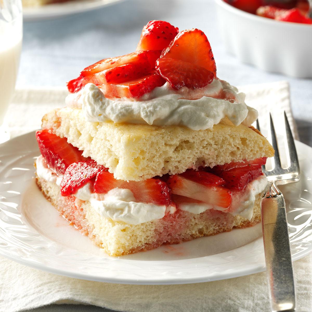 Strawberry Cake Dessert