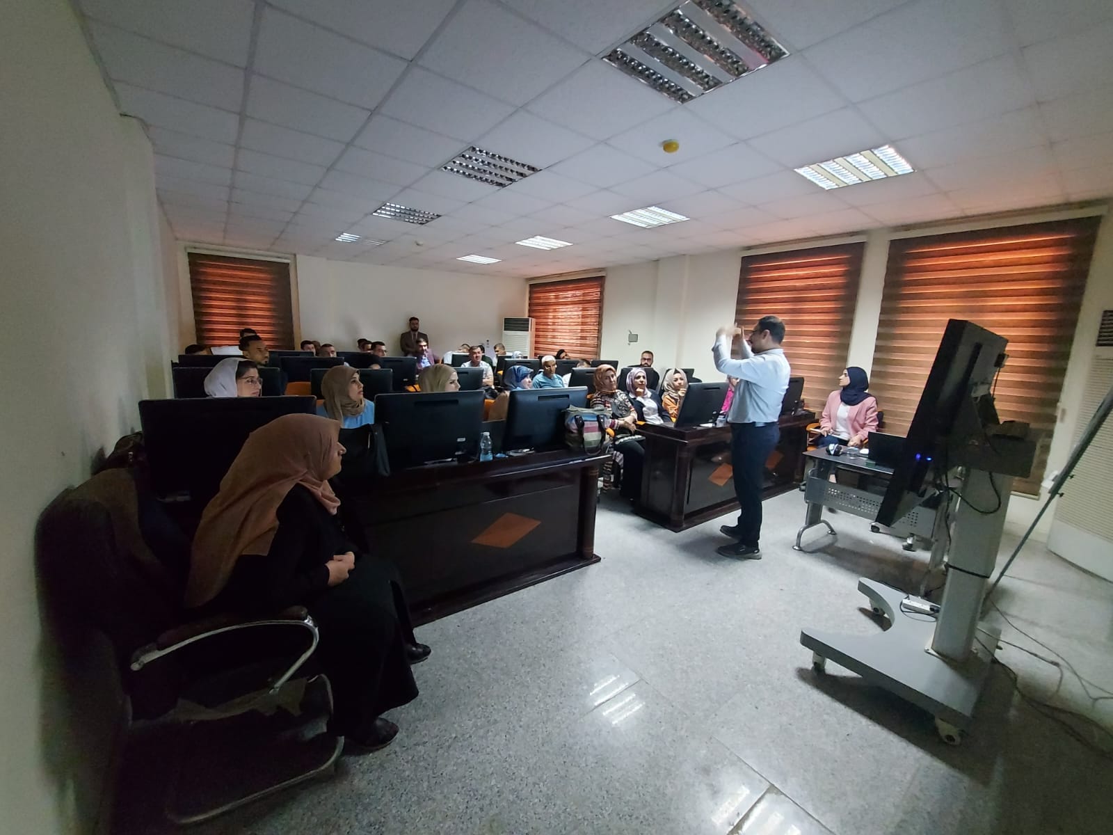التحليل الإحصائي لبيانات المباني والإنشاءات باستخدام SPSS