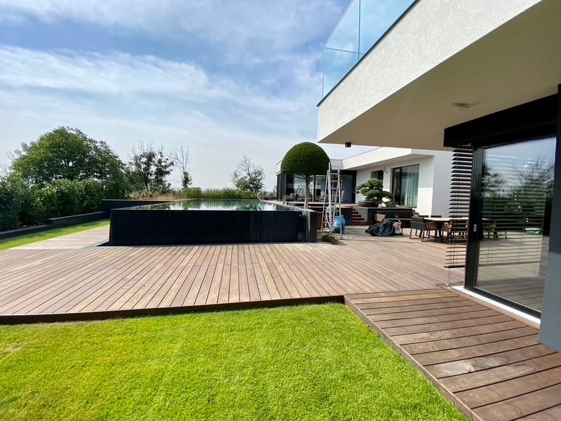 Családi házak villák  