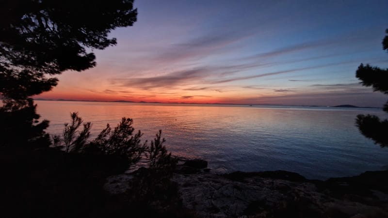 Prekrasna plaža i nezaboravni zalasci sunca