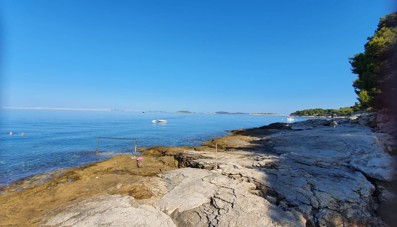 Prekrasna plaža i nezaboravni zalasci sunca