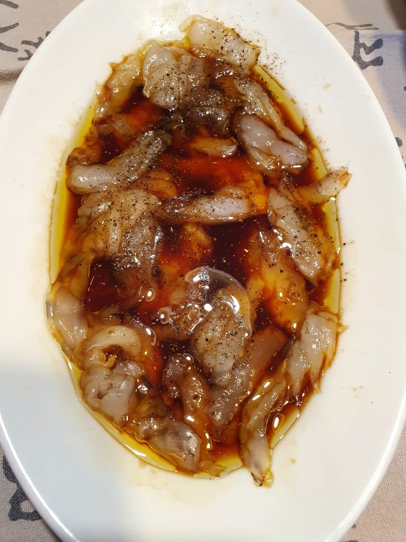 Grill u vrtu iza kuće