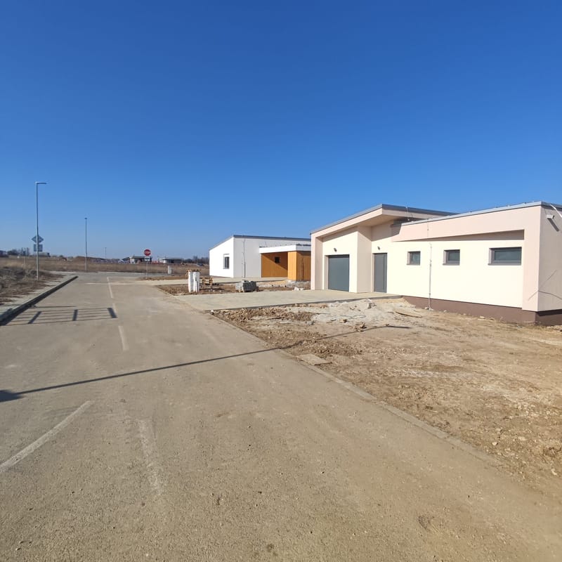 Realizácia zámkovej dlažby v okrese Nitra