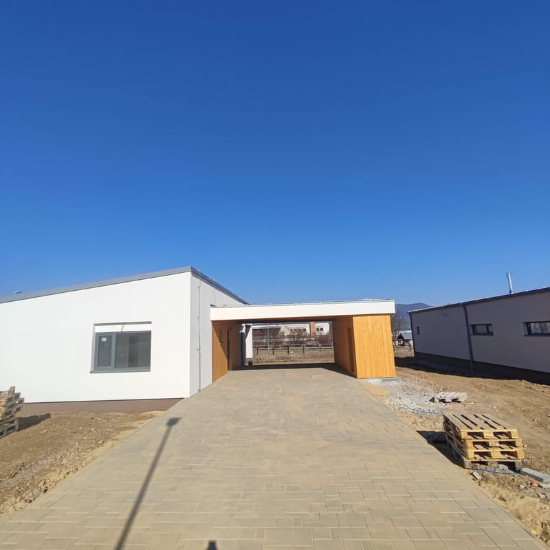 Realizácia zámkovej dlažby v okrese Nitra