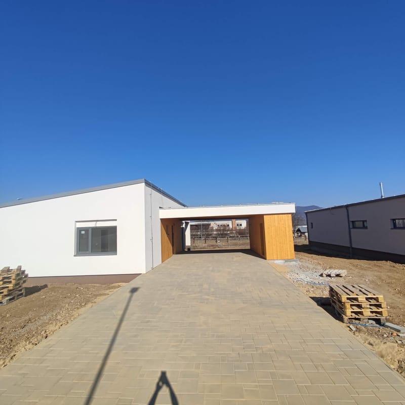 Realizácia zámkovej dlažby v okrese Nitra