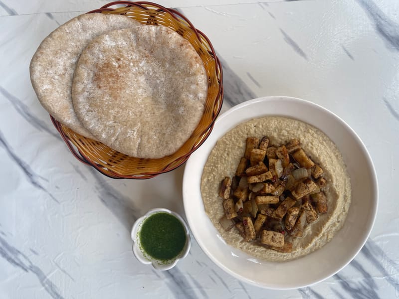 Vegan shawarma hummus