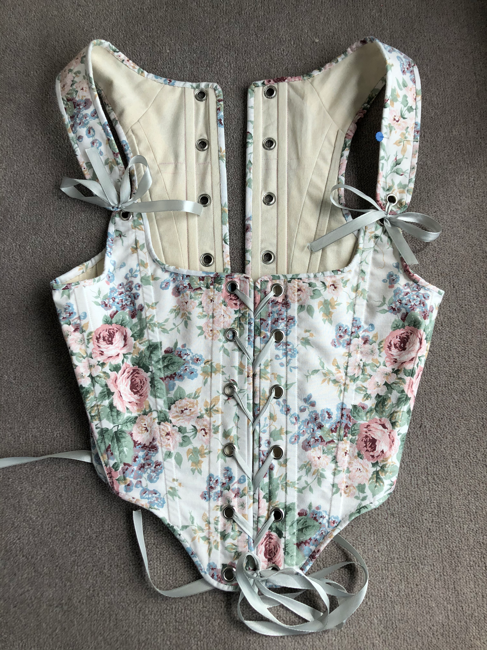 Flowery Pair of Stays 