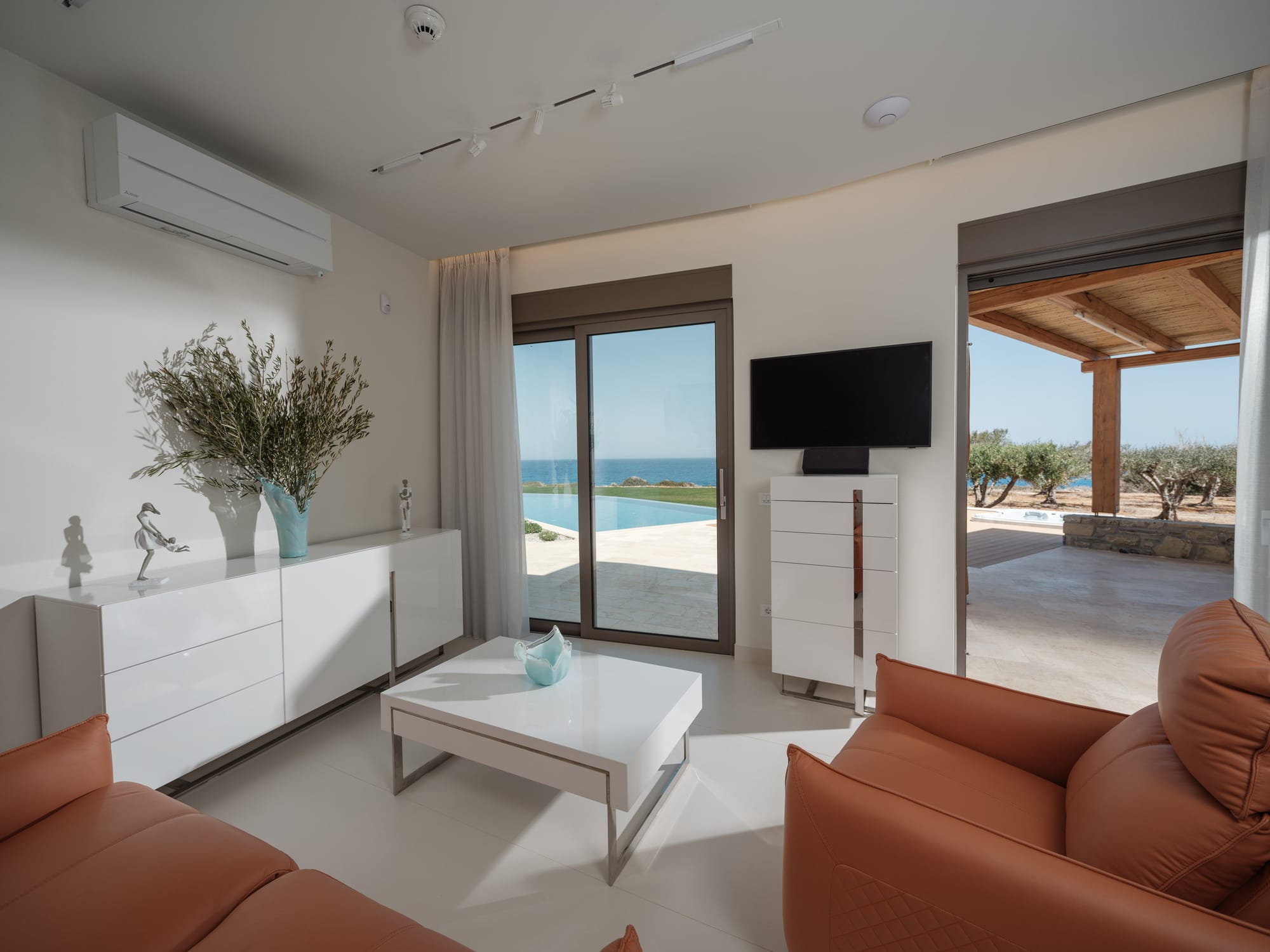 The Secluded Haven - Living Room