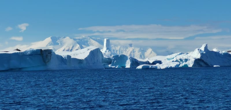 ארץ (לא) נושבת