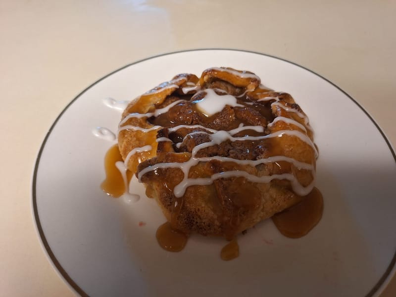 Caramel Apple Crostada