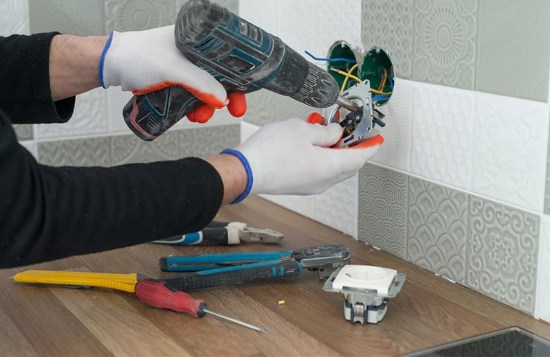 הוספת נקודות חשמל