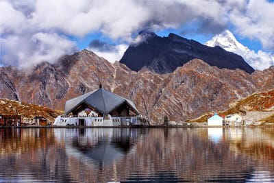 10 Most Beautiful Places to Go In Holiday in Uttarakhand