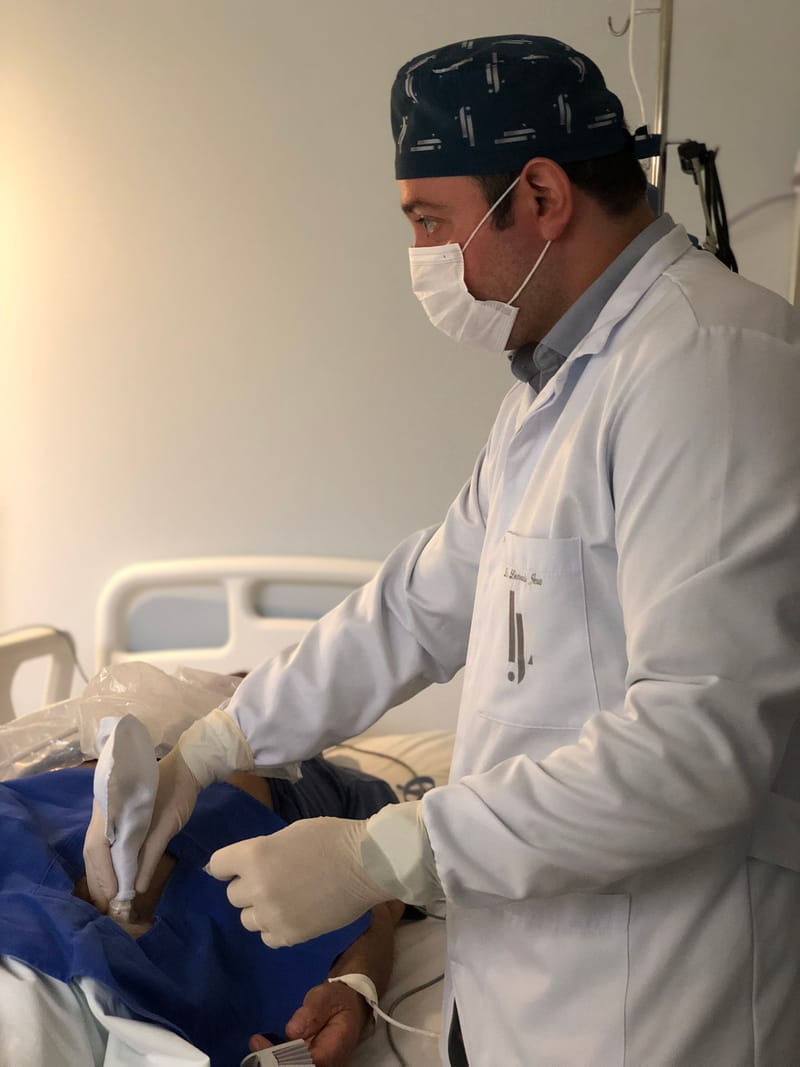 Infiltração Guiada por ultrassonografia