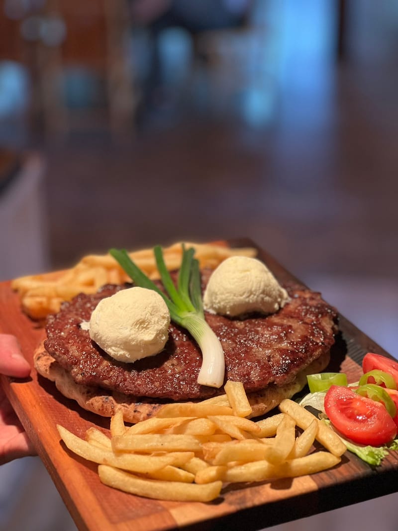 KONOBA PLJESKAVICA 500GR