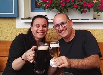 מי אנחנו image