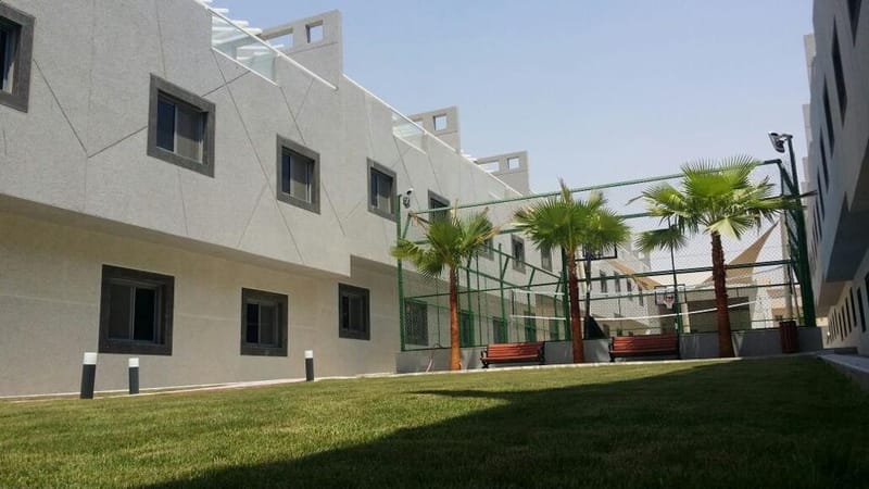  تنفيذ فلل سكنية 