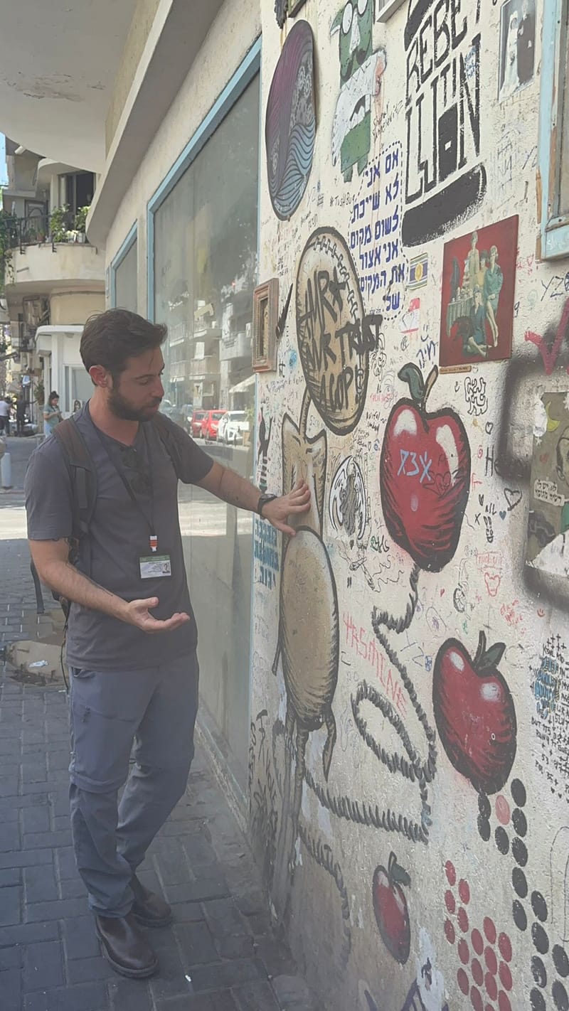 GRAFFITI TOUR IN TEL AVIV