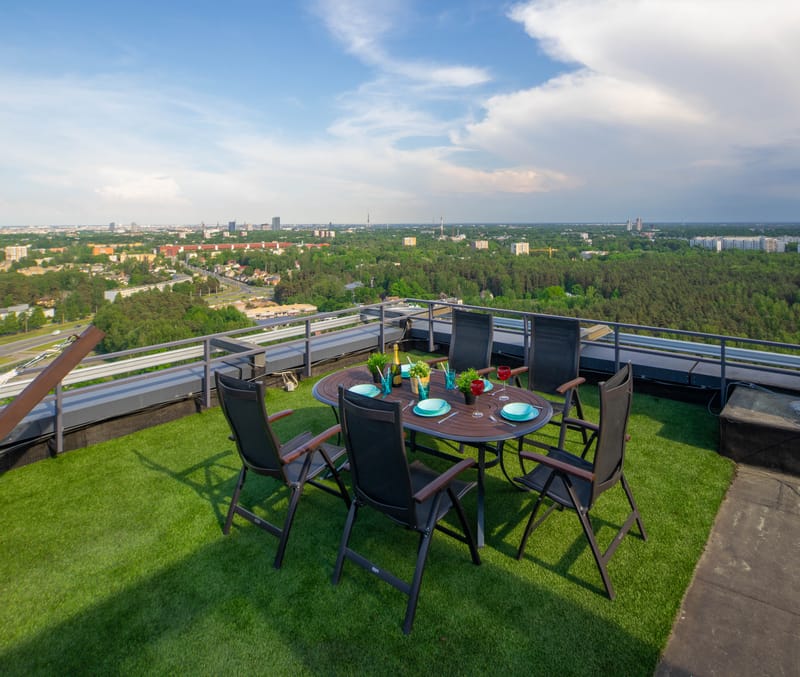 Roof, Deck, & Patio Grass