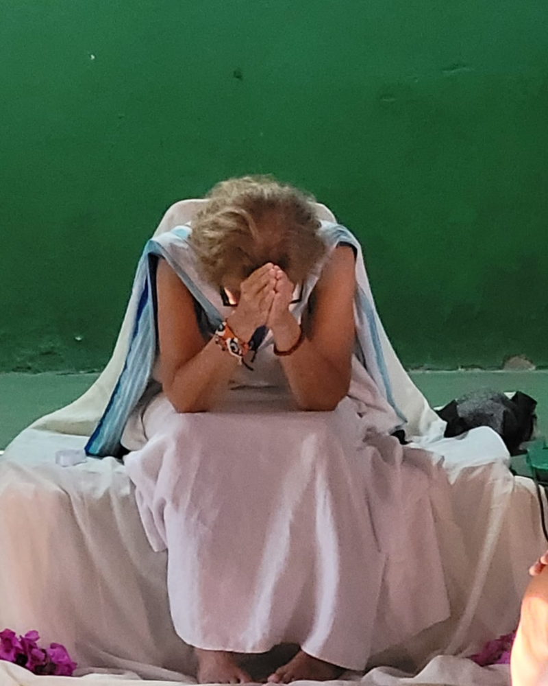 Praise to Our Lady Undoer of Us