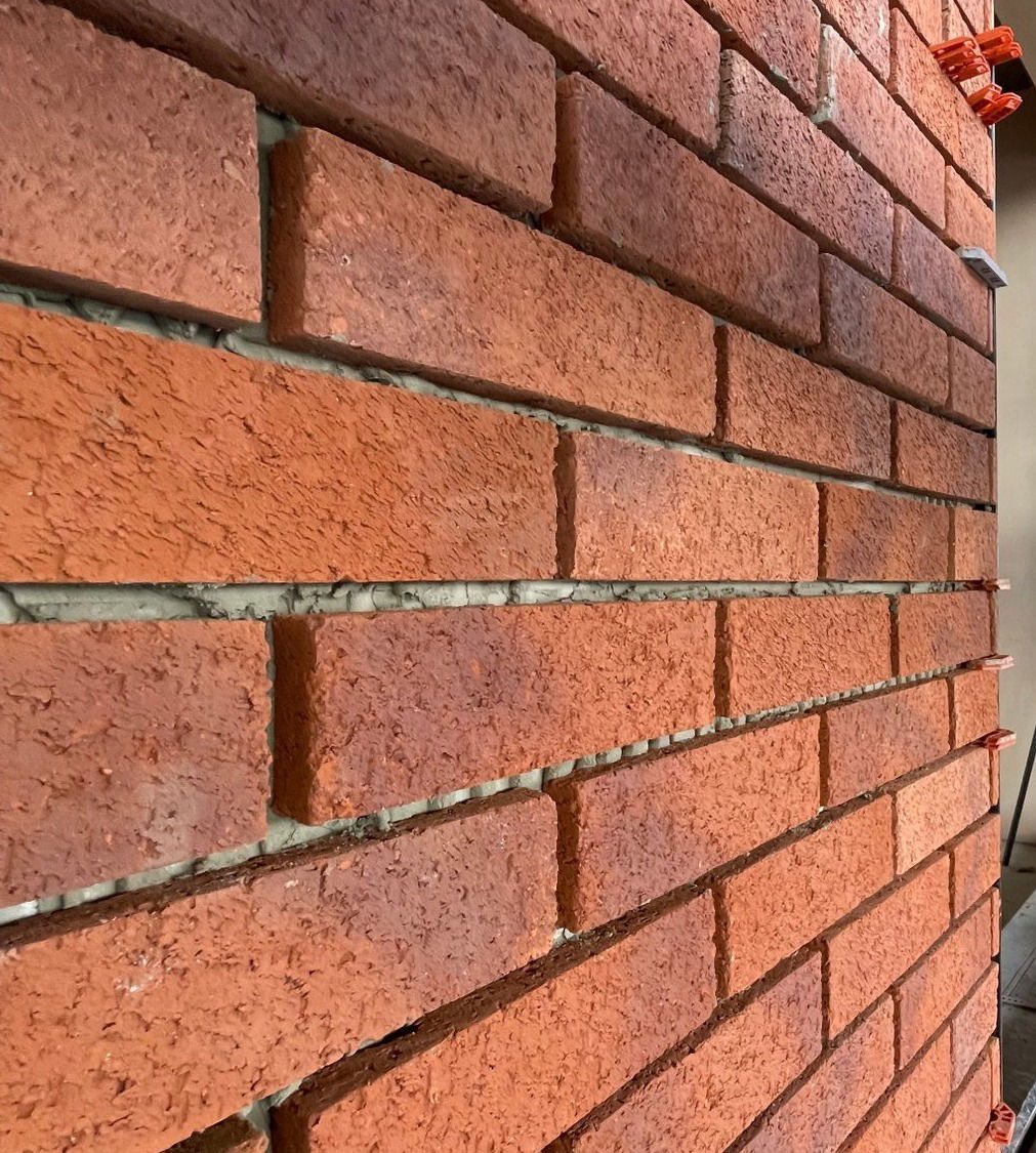 BRICK SLIPS