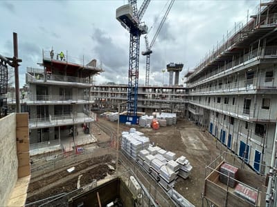 AMG London ltd appointed to install Metloc Masonry & Stone Support at Ashley road site.