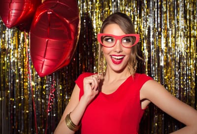  The Benefits of Hiring a Photo Booth image